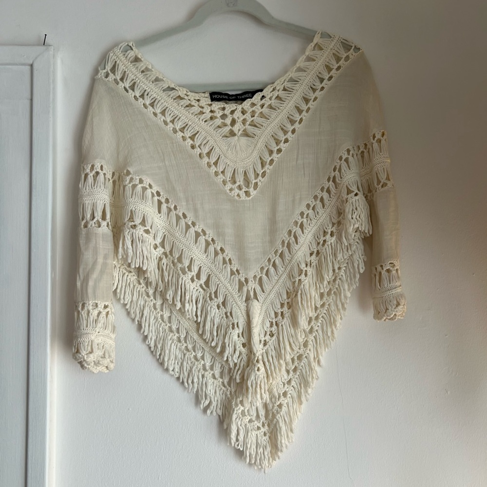 House of Three Boho Poncho Size 6